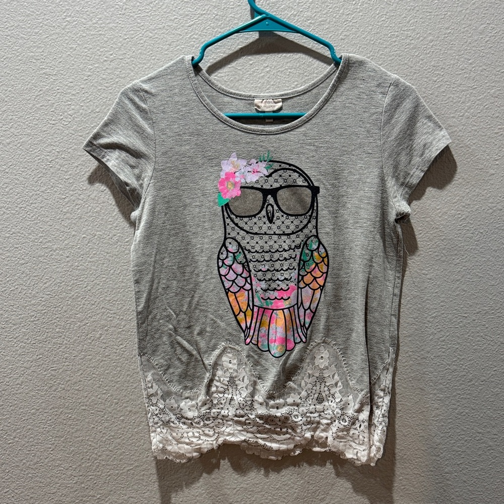 🦉 Self Esteem Kids Gray Owl Graphic Tee with Lace Hem – SZ XL 🦉